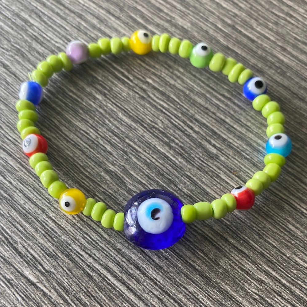 Colorful Beaded Women’s Evil Eye bracelet